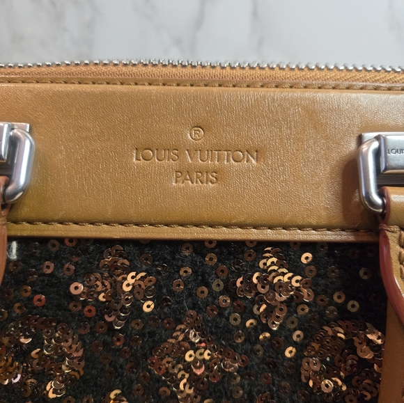 ✨️SOLD✨️ Louis Vuitton Sunshine Express Sequin Top Handle Bag - Picture 5 of 13